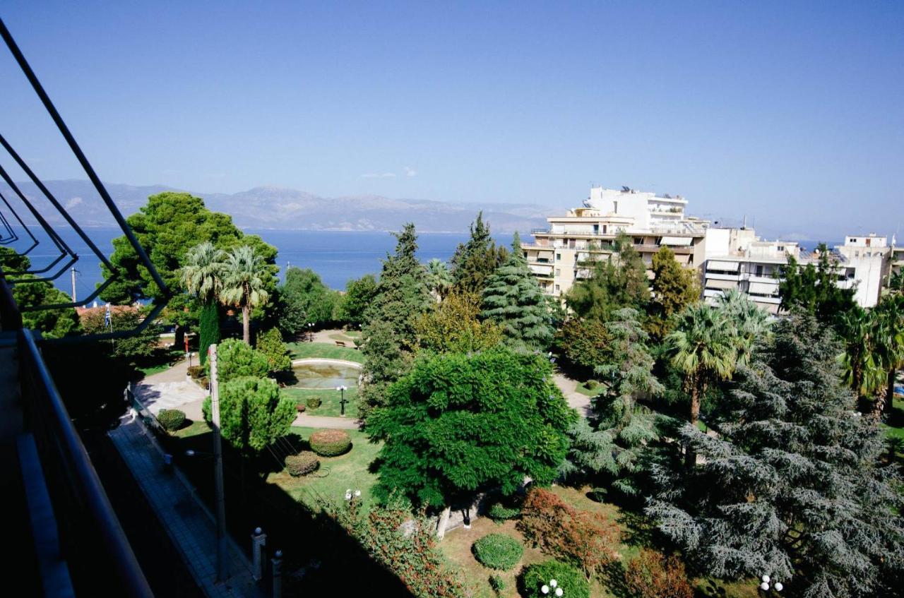 Aigio Park Apartment Esterno foto