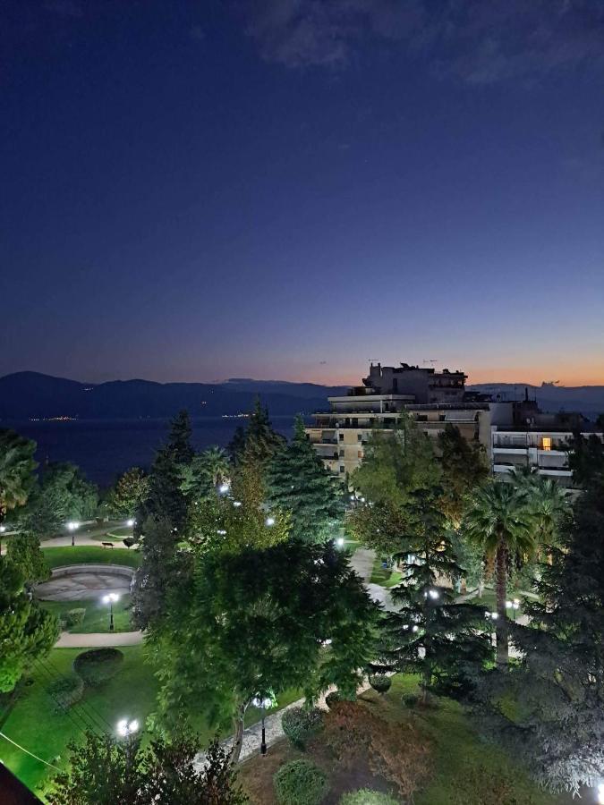 Aigio Park Apartment Esterno foto